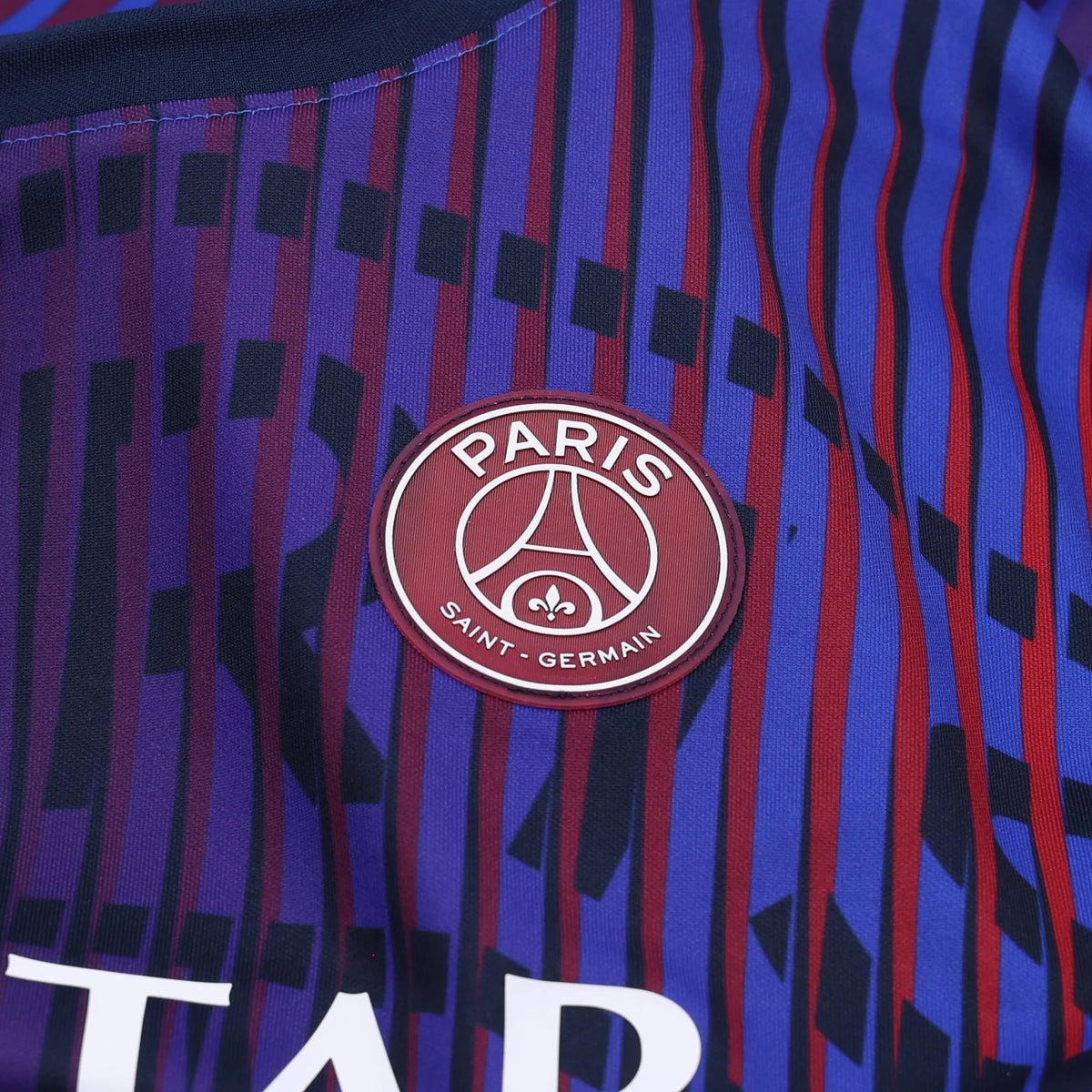 Paris Saint-Germain Youth Pre Match Training Jersey 2 26/27