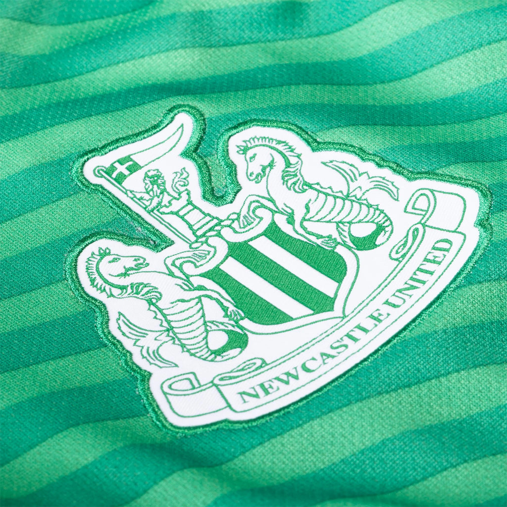 Men's Replica Newcastle Away Jersey 25/26