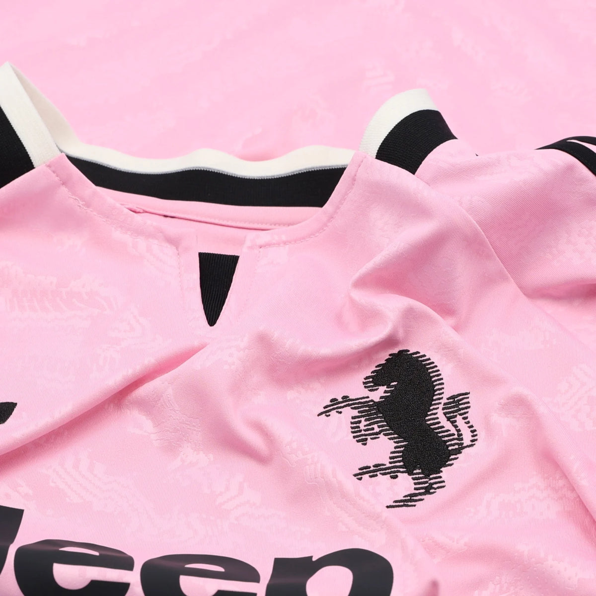 Men's Replica Juventus Away Jersey 26/27