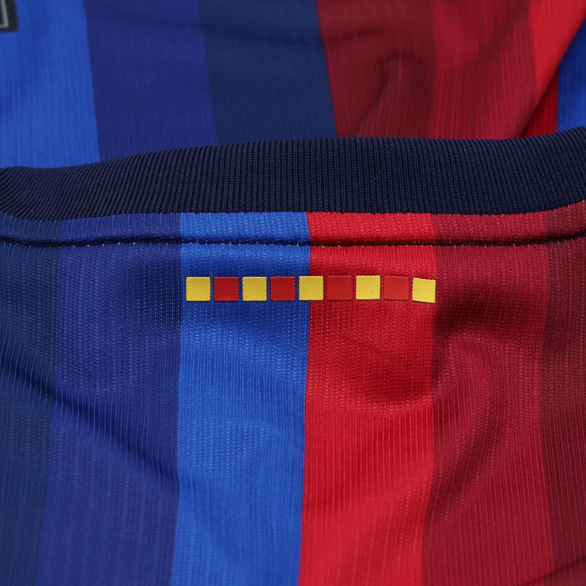 Kid's Replica Barcelona Home Jersey 26/27
