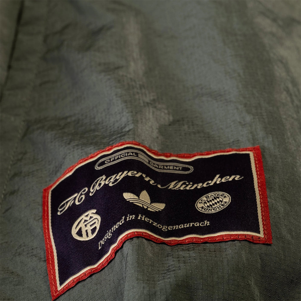 Bayern Munich Icon Half Zip Jacket