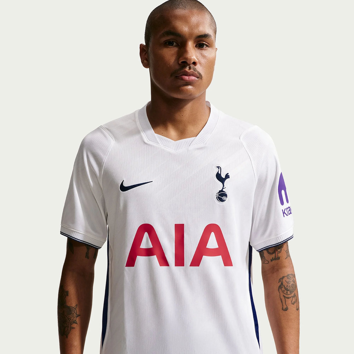 Men's Replica Tottenham Hotspur Home Jersey 26/27