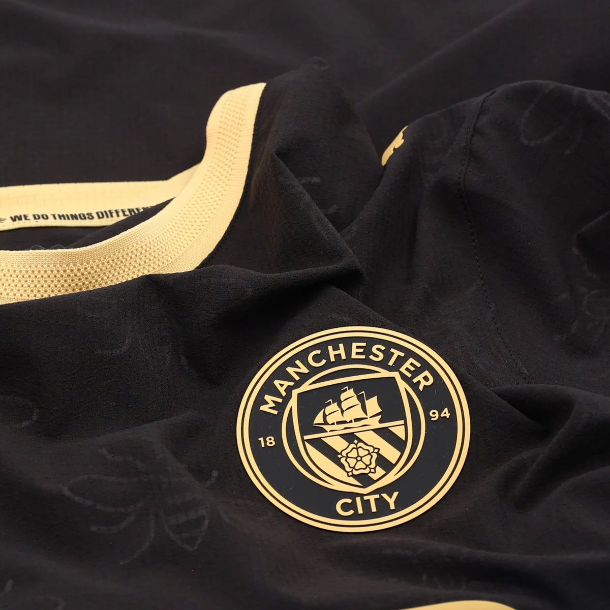 Men's Authentic Manchester City Away Jersey 26/27
