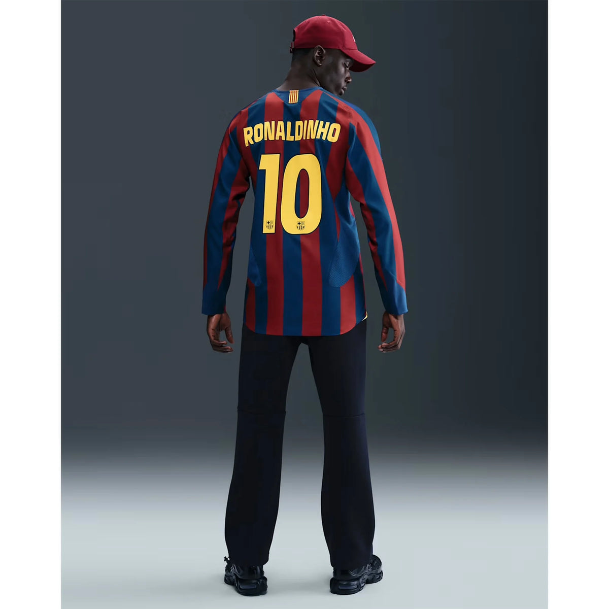 Barcelona 2005/06 Ronaldinho Reissue Jersey