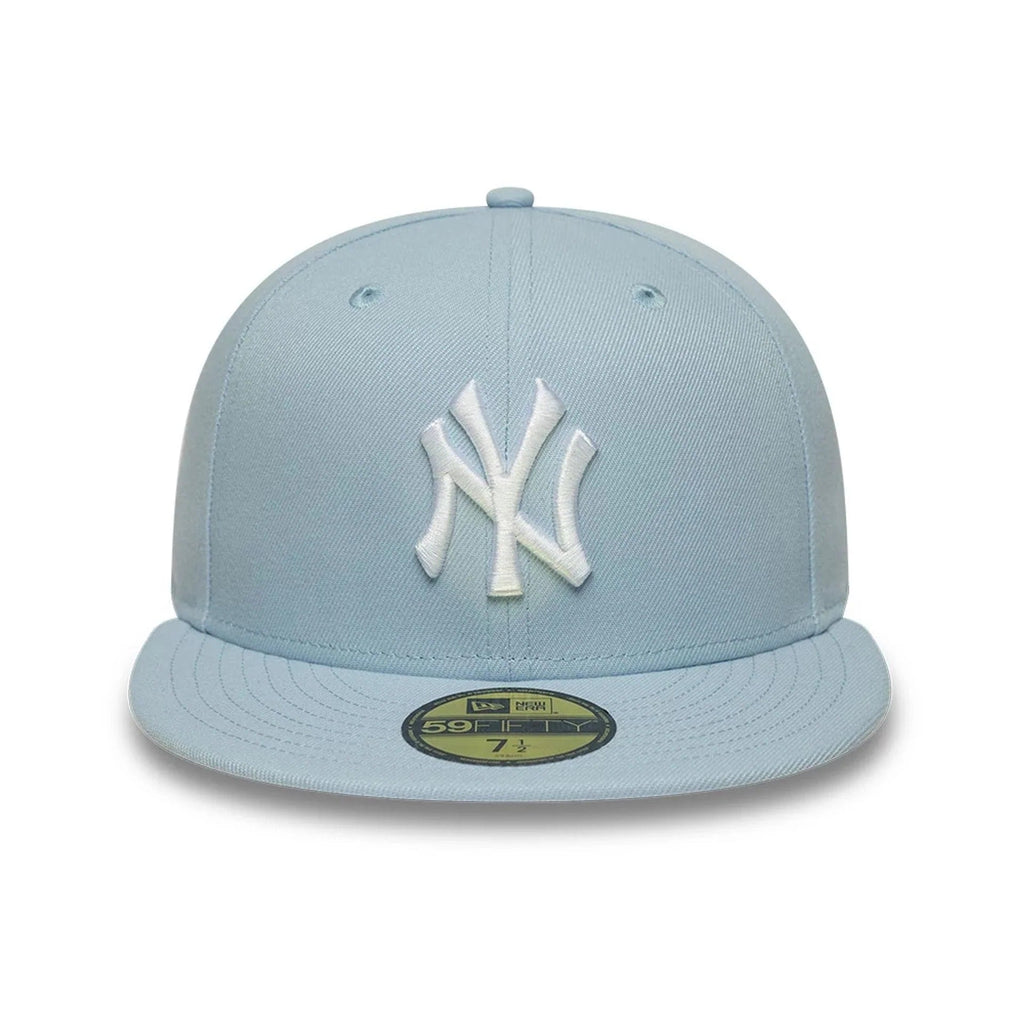 New York Yankees MLB League Essential 59FIFTY Fitted Cap New Era Light Blue