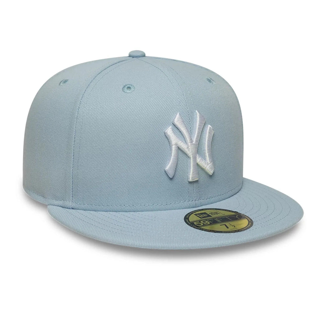 New York Yankees MLB League Essential 59FIFTY Fitted Cap New Era Light Blue